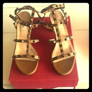 Valentino Garavani Rockstud Sandals